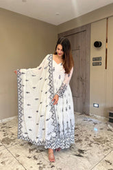 White Colored Real Heavy Embroidery Work Pakistani Suit Set SI 341