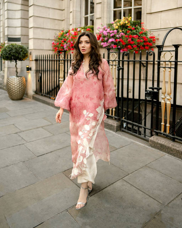 Blush Pink Floral Embroidered Straight Kurta with Pants