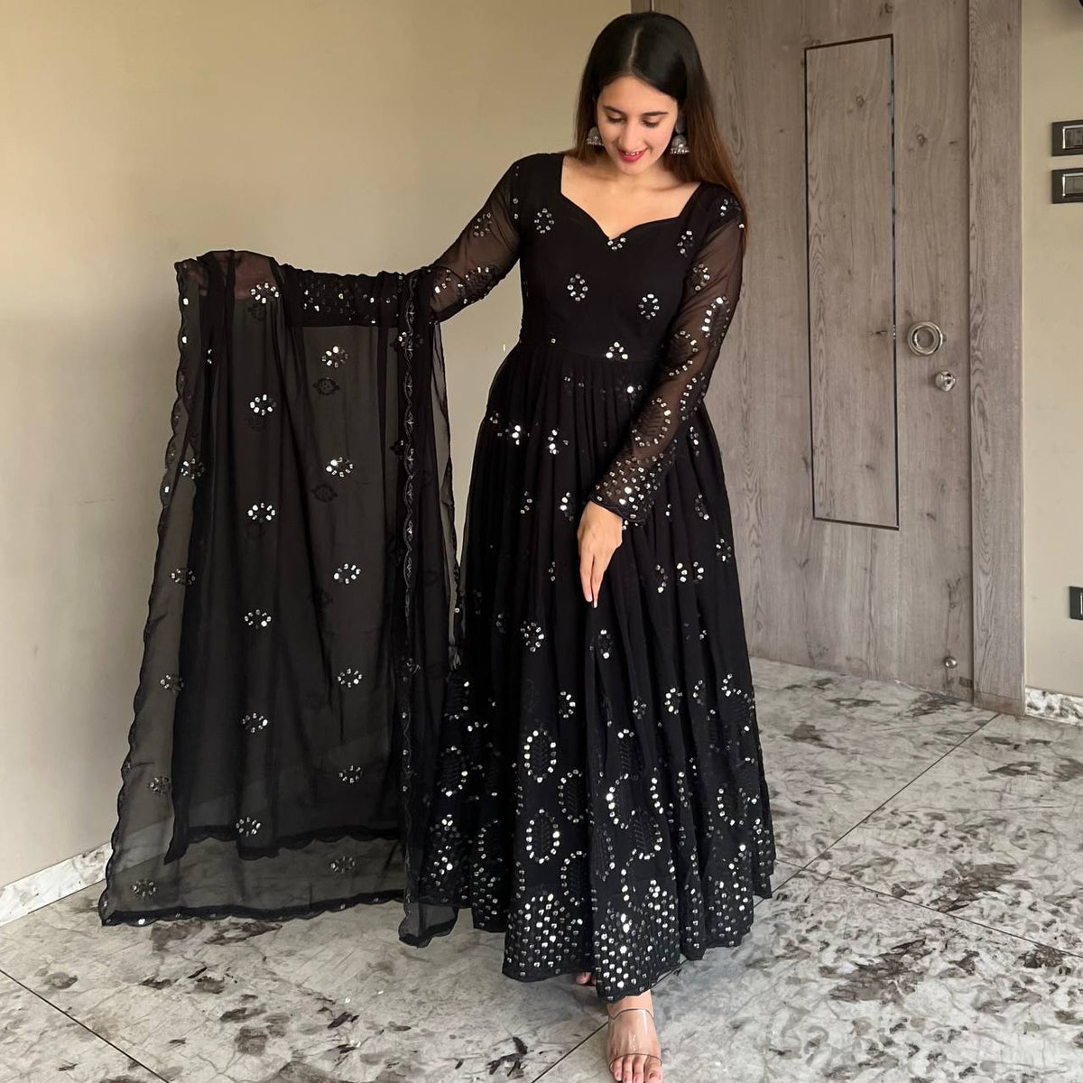 BLACK EMBROIDERED GEORGETTE ANARKALI SUIT SET SI 1150